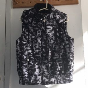 Woman’s vest
